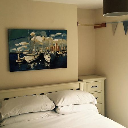 Pier Inn Cottage Уитби Экстерьер фото