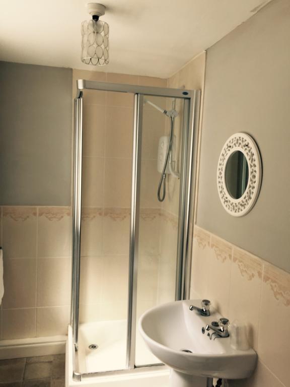 Pier Inn Cottage Уитби Экстерьер фото